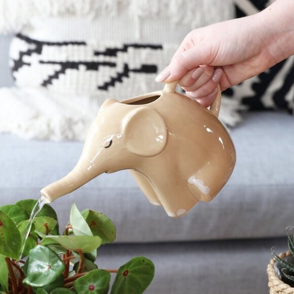 ❤️ Ceramic Elephant Watering Can - Picture 3 of 3
